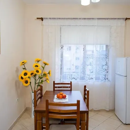 Central And Cozy 2-room In Apartamento